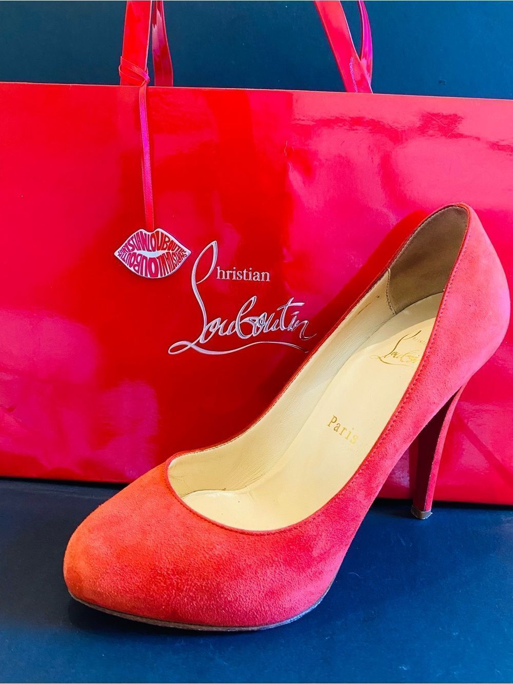 🛍️ Christian Louboutin Authentic Pigalle Follies 100 Veau Heels W/Box & Dust